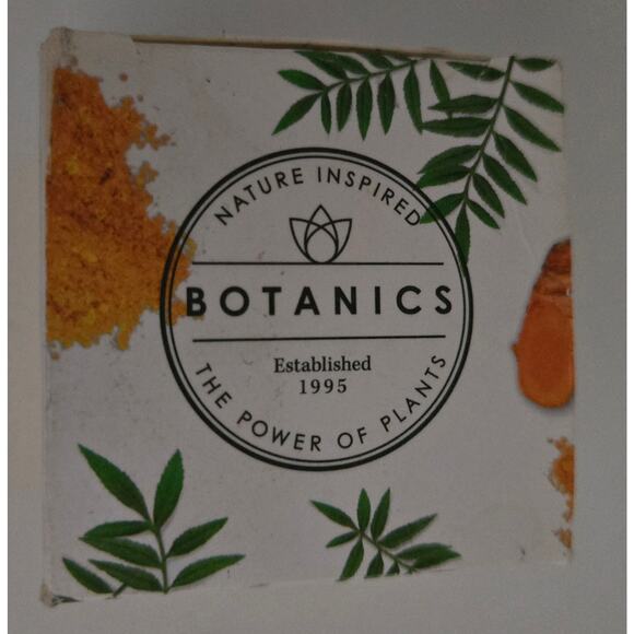 Botanics Clarifying Gel Moisturizer 1.69 Fl Oz with Tumeric and Willow Bark - Picture 5 of 11